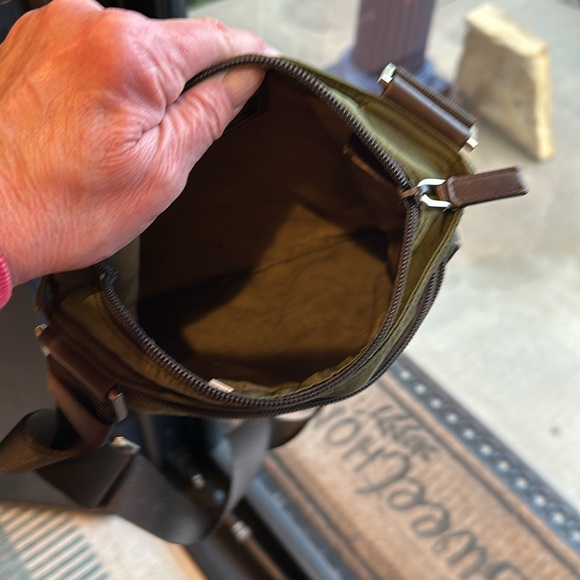 ‼️New Price‼️Firm‼️Prada Nylon Unisex Crossbody Bag - Picture 9 of 14